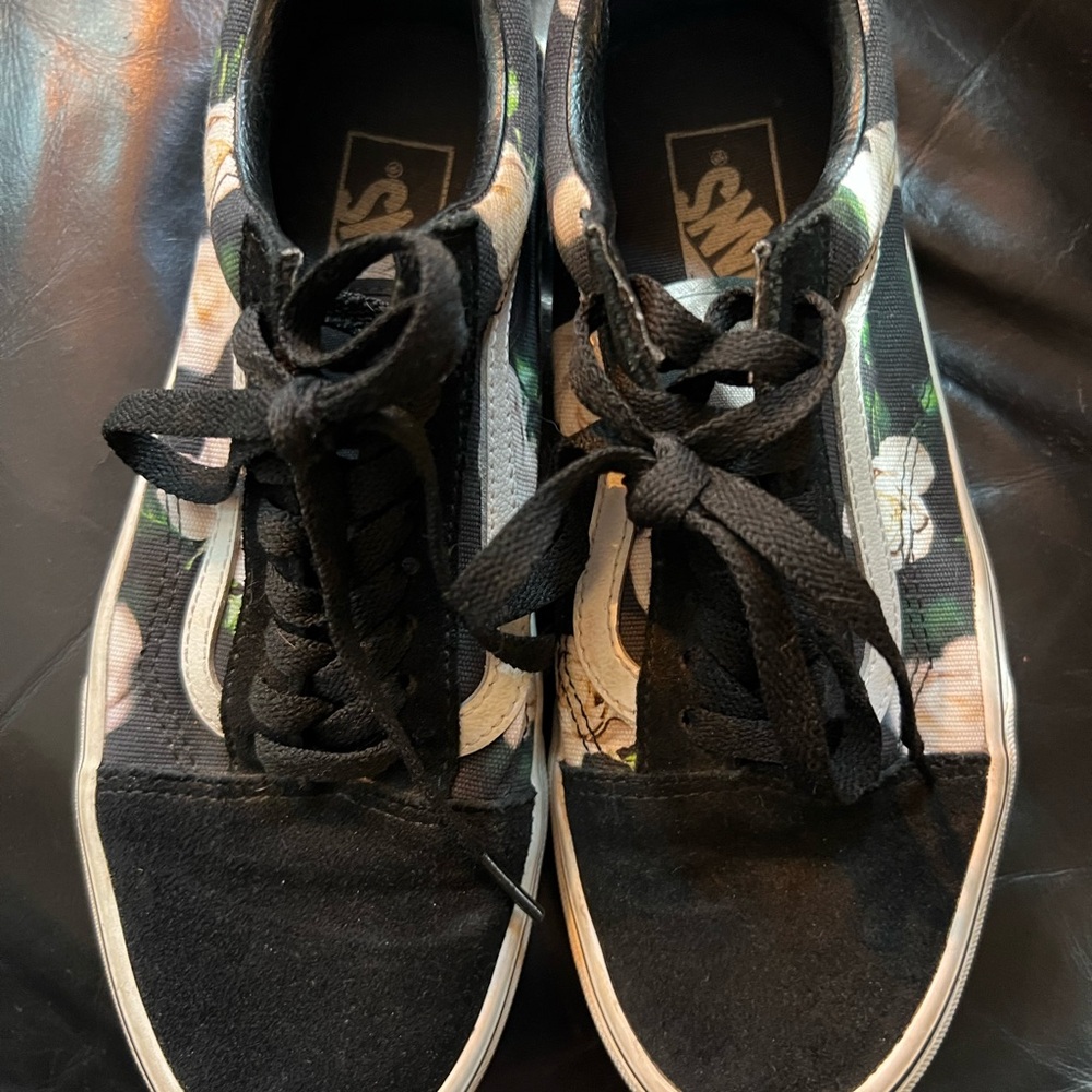 Vans Black and White Floral Sneakers - Picture 2 of 5